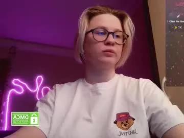 Freechat _elven_dreams__ on Chaturbate