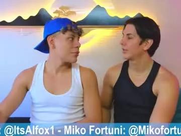 Group al_miko on Chaturbate