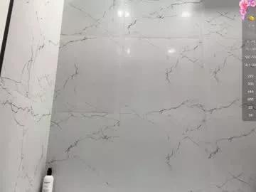 Freechat avroramy on Chaturbate