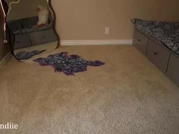 Freechat bestblondiiecb on Chaturbate