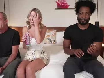 Freechat blondefoxsilverfox on Chaturbate