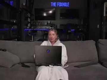 Freechat blondefoxsilverfox on Chaturbate