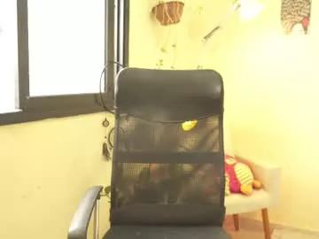 Freechat bluemysticlady on Chaturbate