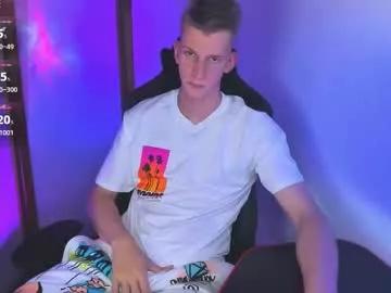 Freechat bradmaloney on Chaturbate