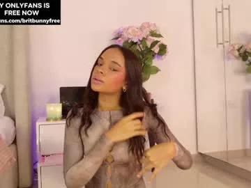 Freechat camilitasu on Chaturbate
