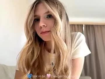 Chaturbate chloe_show is Freechat chloe_show — I'm Chloe ^^ | Goal reached! #new #shy #petite #teen #18