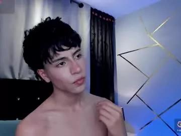 chrristopher77 on Chaturbate 