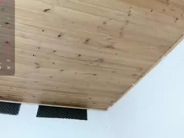 Freechat cristal__hot_1 on Chaturbate