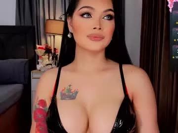 Freechat divinequeen on Chaturbate