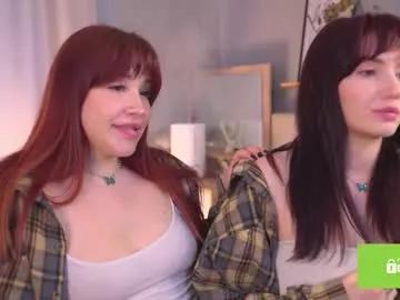 Freechat double_magic_ on Chaturbate