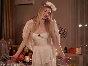 eli_journey — Goal: Add water to my boobies #new #18 #petite #tease #young [420 tokens remaining]