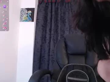 Freechat ellajonz on Chaturbate