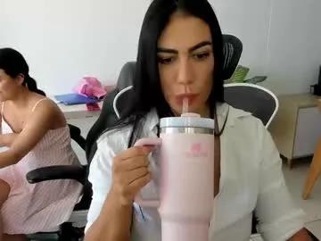 Freechat emillybrowm on Chaturbate