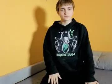 Freechat emily0303 on Chaturbate