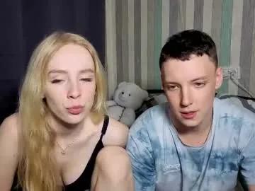 Freechat emily0303 on Chaturbate