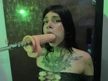 Freechat emily_evol on Chaturbate