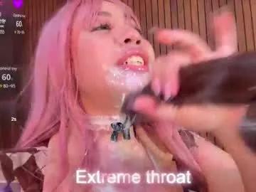 emy_evie — GOAL: pu..k. with fingers [601 tokens remaining] willing to do what you want with me #saliva #deepthroat #fuckmachine #bbc #dirty