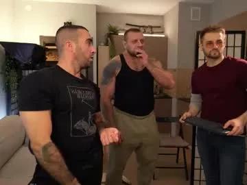 enjohnny — Show 5 Asses // #tattoo #cum #bigass #bigdick [555 tokens remaining]