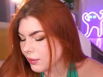 Freechat ffoxyflame on Chaturbate