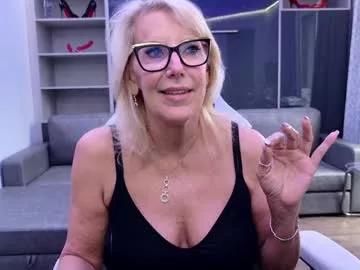 Freechat fitcougarcb on Chaturbate