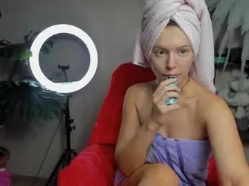 Freechat foxy_blond on Chaturbate