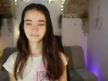 Freechat gia_paige18 on Chaturbate