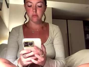 Freechat gingerfox777 on Chaturbate