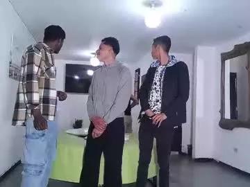 Freechat gnecos on Chaturbate