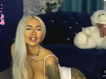Freechat goldenamberx on Chaturbate