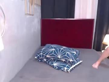 Freechat hoelymolly on Chaturbate