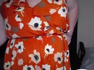 Freechat joannaandneighbour on Chaturbate
