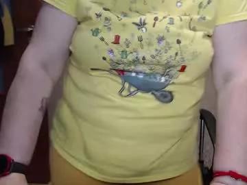 Freechat joannaandneighbour on Chaturbate