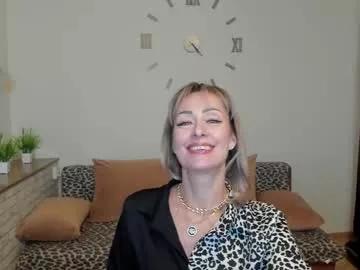 Freechat julia__cherry_ on Chaturbate
