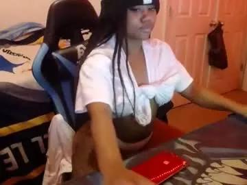 Freechat kat2025 on Chaturbate