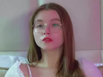 Freechat keiraace on Chaturbate