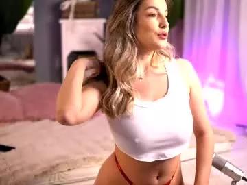 Freechat kellymathews on Chaturbate