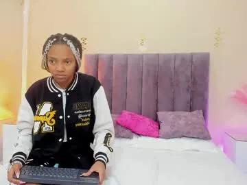 Private kiarasimons_ on Chaturbate