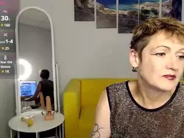 lada_abo_abo — GOAL: take off one thing [50 tokens remaining] Welcome to my room! #bigboobs #new #natural #mommy #mature