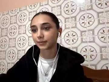 lilihalvorsen — GOAL show my shoulders Hi, my name is Lina, I'm 18yo and #new #shy #18 #skinny #smalltits [23 tokens remaining]