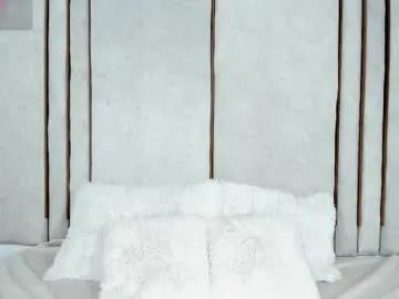 lilith_dry — GOAL: show tits [22 tokens remaining] Welcome to my room! #hairy #squirt #fuckmachine #lovense #latina