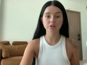 lolaap0pp — midweek madness  tip goal: SHOWER SHOW  #18 #young #bigboobs #bigass [0 tokens remaining]
