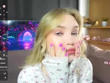 Freechat lorettacarnley on Chaturbate