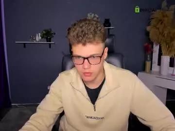 Freechat lucas_long_ on Chaturbate