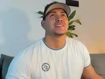 Freechat lucasanto_ on Chaturbate