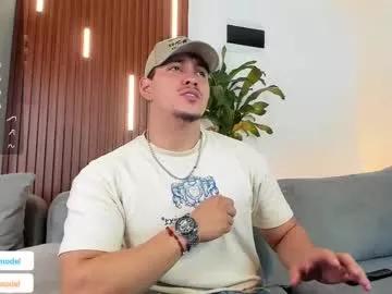 Freechat lucasanto_ on Chaturbate