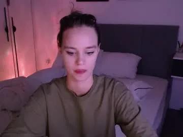 lunaaa_amour — Cream on the thigh [0 tokens left] #skinny #nonude #shy #cute #pvt