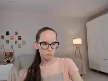 Freechat lynettebails on Chaturbate