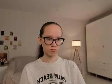 Freechat lynettebails on Chaturbate