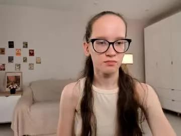 Freechat lynettebails on Chaturbate