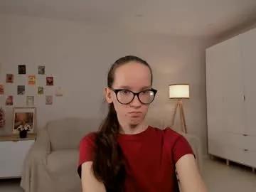 Freechat lynettebails on Chaturbate